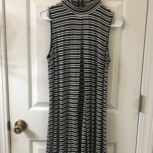 Black and White sleeveless dress